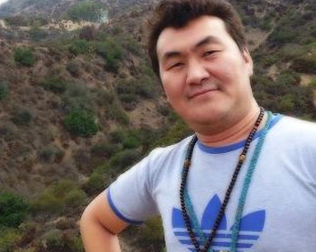 Жүжигчин Ц.Ганзориг: Бага байхын л их зөн совинтой хүүхэд байсан